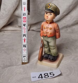 b485- Soldier Boy. Hummel