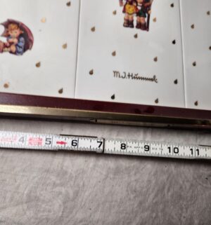 b489- Danbury Mint M.I. Hummel serving tray - Image 3