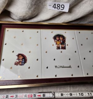 b489- Danbury Mint M.I. Hummel serving tray - Image 4