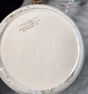 b508- McCoy Spirit of 76 bean pot w/ lid - Image 3