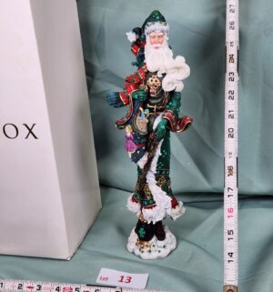 d13- Lenox 2001 Shamrock Santa