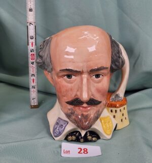 d28- Royal Doulton William Shakespeare character jug