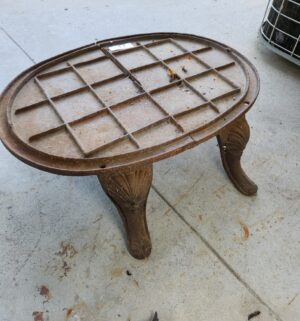 c21- cast iron base for a potbelly stove - Image 3