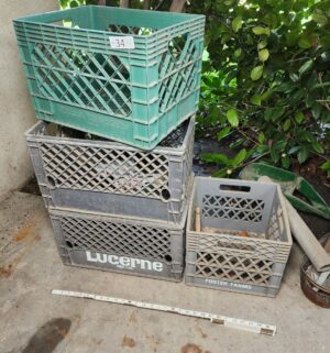 c34- vintage milk crates - Image 1