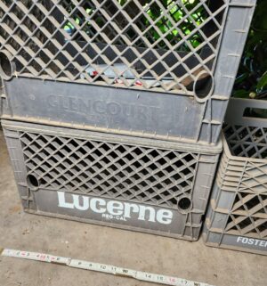 c34- vintage milk crates - Image 2