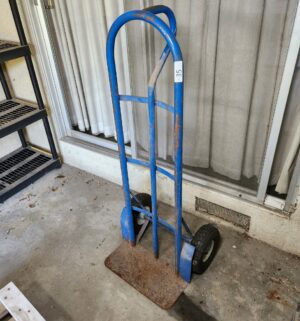 c35- P handle hand truck - Image 1