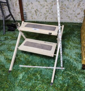 c46- stowaway step ladder - Image 1