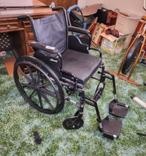 c53- drive cruiser 3 wheel chair. Excellent condition - Image 1