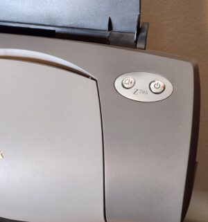 c59- hp 19 all in one w/ printer. Does not power on, condiition unknown - Image 3