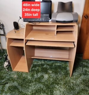 c60- very nice computer desk. Good quality - Image 1