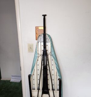 c62- mid century ironing board - Image 3