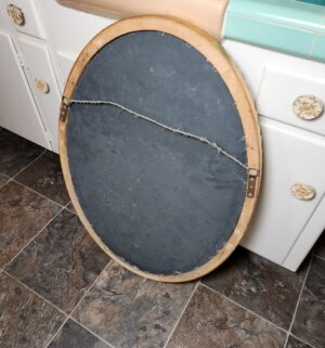 c64- mid century gold frame oval mirror. Wooden frame - Image 3