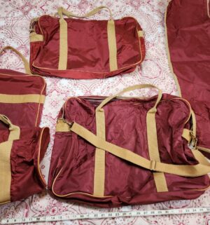 c82- vintage luggage set - Image 3