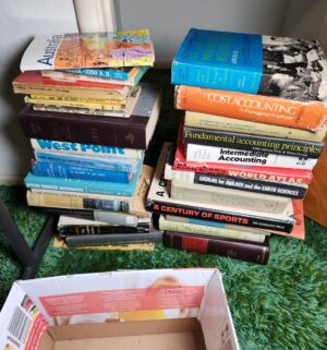 c88- books in closet - Image 3