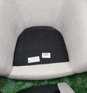 c91- Fashion Furniture swivel chair. Great shape - Image 3