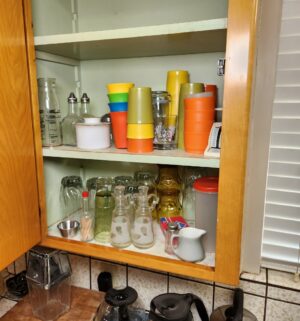 c101- dishes on counter & cupboard - Image 2