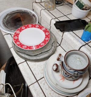 c102- vintage plates & dishes - Image 2