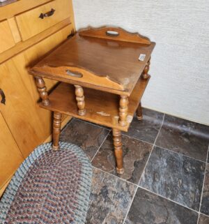 c106- maple phone table - Image 3
