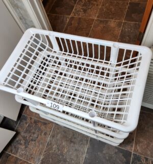c109- stackable shelves - Image 2