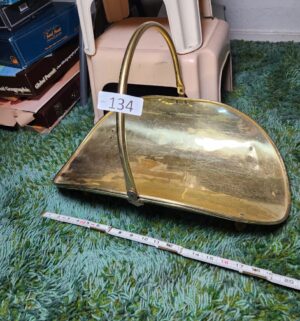 c134- brass log holder - Image 1