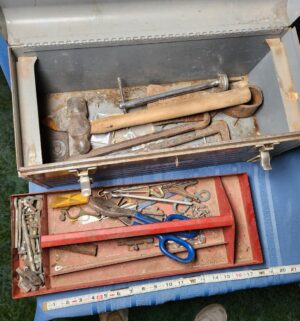 c140- craftsman tool box with tools - Image 2
