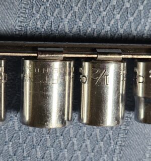 c141- craftsman standard socket set - Image 2