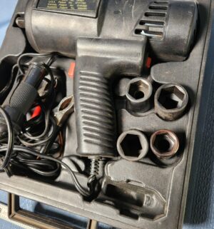 c148- vintage impact drill. Not tested - Image 2