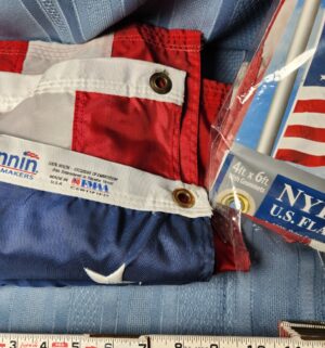 c182- US flags - Image 2