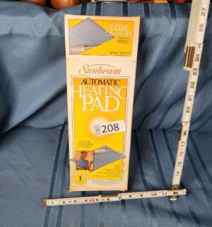 c208- sunbeam heating pad - Image 1