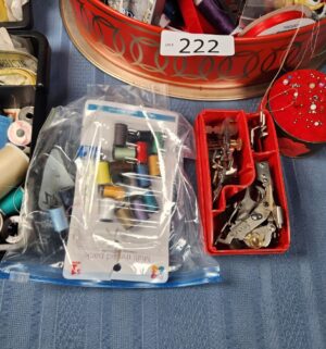 c222- collection of sewing supplies - Image 4