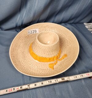 c229- 1986 Whittier Ware ceramic sombrero-shaped chip and dip serving bowl - Image 1