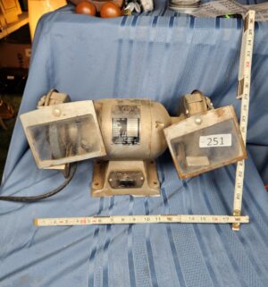 c251- remington bench grinder. Tested/works