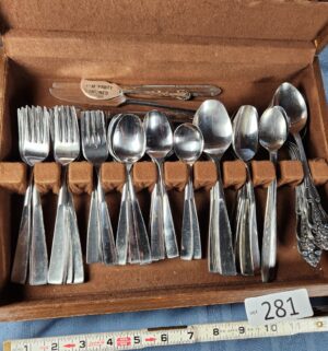 c281- vintage stainless flatware set - Image 2