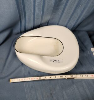 c291- Jones Relax enamelware medical bed pan - Image 1