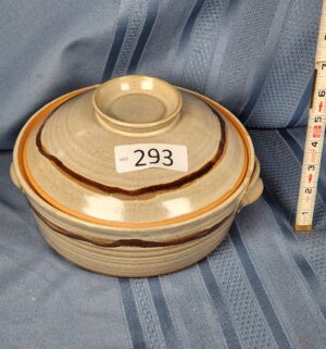 c293- Yamasita Craft Musashino series donabe or casserole dish - Image 1
