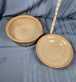 c293- Yamasita Craft Musashino series donabe or casserole dish - Image 2