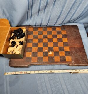 c302- Vintage Chess Board w/ plastic pieces - Image 1