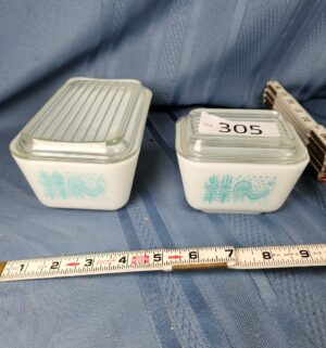 c305- Pyrex refrigerator dishes Amish Butterprint - Image 1