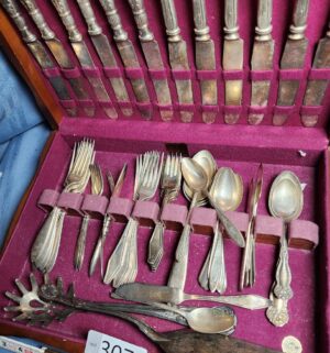 c307- antique silverplate flatware - Image 2