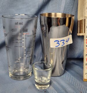 c334- vintage drink receipe mixer set - Image 1