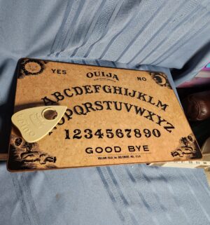 c345- vintage william fuld Ouija board. Tested/works - Image 2