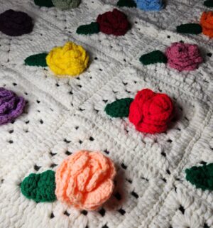 c353- crochet afghan blanket featuring 3D roses - Image 2