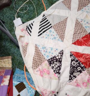 c355- mid century hand stitched quilt - Image 2