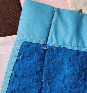 c359- king sign homemade machine sewn quilt - Image 4