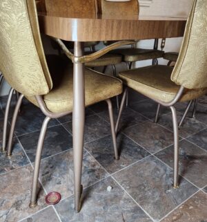 c364- mid-century modern Formica and chrome dinette set. Remarkable condition! - Image 9