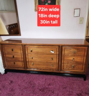 c370- American of Martinsville 4 Piece mid century dresser set w/ mirror & 2 night stands - Image 1