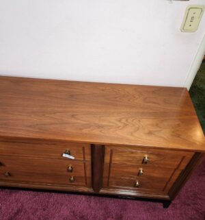 c370- American of Martinsville 4 Piece mid century dresser set w/ mirror & 2 night stands - Image 5