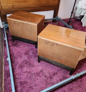 c370- American of Martinsville 4 Piece mid century dresser set w/ mirror & 2 night stands - Image 13