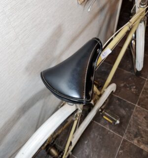 c371- vintage original Schwinn cruiser bicycle. Great condition - Image 6