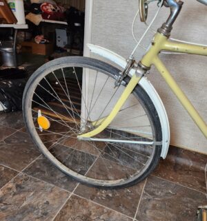 c371- vintage original Schwinn cruiser bicycle. Great condition - Image 10